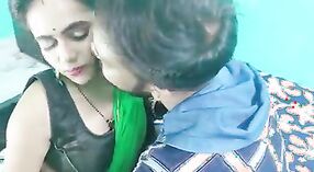 Tamil Sex Vibe Film: Green Sari in Hot Action 2 min 50 sec
