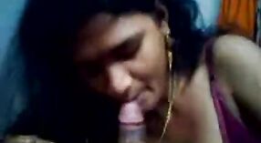Piękna Tamil żona Salem Basen Sappi w łaźni parowej wideo 4 / min 20 sec