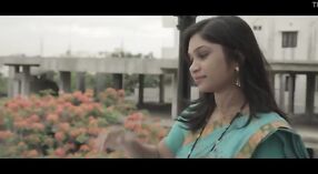 Tamilischer Mann betrügt seine Frau mit einem Liebhaber in einem dampfenden Video 1 min 40 s