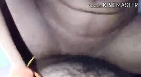 Reine tamilische Jungfrau Ses wird in diesem dampfenden Video ungezogen 6 min 20 s