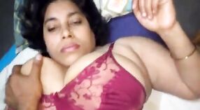 Tirupur Pop Amba Mallu Taun: Film Pornografi 0 min 40 sec