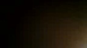 অশ্লীল ভিডিওতে শিল্প প্রেমিকের সাথে তামিল স্ত্রীর প্রেমমূলক মুখোমুখি 1 মিন 20 সেকেন্ড