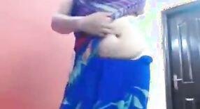 Video Desnudo de una Hermosa Tía Tamil con Gran Coño 3 mín. 40 sec