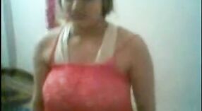 Amma Magan sexvideo zeigt necken und gefesselte Mutter 3 min 40 s