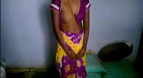 Tamil aunty's big breasts bounce in a steamy video 1 min 20 sec