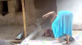 ChesのTirunelveliのバスルームセックスビデオ、彼女の大きなおっぱいをフィーチャーした 2 分 20 秒