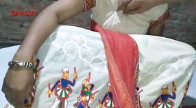Schaakstukken Die Koi Anti Sari verhogen en Jiggle 0 min 0 sec