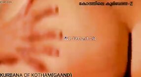 Vídeo de sexo tamil quente com uma namorada Boazona a dividir-se no rabo 1 minuto 20 SEC
