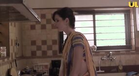 Indian lady Kolundan gets naughty with her sister-in-law 3 min 20 sec