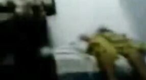 सुंदर तमिल अश्लील वीडियो उसकी प्रेमिका चुंबन एक आदमी सुविधाएँ 0 मिन 40 एसईसी