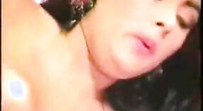 L'actrice indienne Namita Lyke dans une vidéo nue torride 1 minute 00 sec