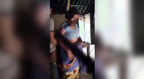 Istri Tamil menipu suaminya dengan pria lain dalam video catur panas 2 min 50 sec
