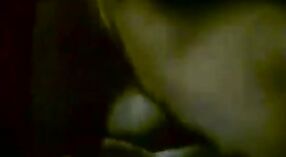 சென்னையில் இருந்து ஒரு சூடான மற்றும் கொம்பு பெண்ணுடன் தமிழ் சேலை ரவிக்கை செக்ஸ் 0 நிமிடம் 0 நொடி