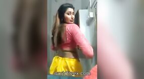 Video Catur: Gadis Tamil Cantik dalam Adegan Super Seksi Villake Menaminiki 0 min 0 sec