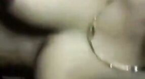 काकू तिरुपूरचा तिच्या स्तनांना दुधाचा व्हिडिओ आहे 3 मिन 20 सेकंद