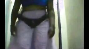 Tamil aunty saree blouse seks tegen Snss in Coimbatore 1 min 20 sec
