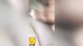 सुंदर तमिळ आंटीचा हॉट सेक्स व्हिडिओ - एक अश्लील चित्रपट 3 मिन 30 सेकंद