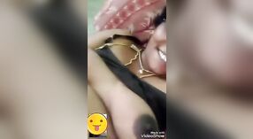 Горячее секс-видео красивой Тамильской тетушки - Непристойный фильм 0 минута 0 сек