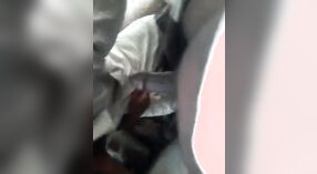 तमिल लड़कों गुदा सेक्स और सह शॉट में इस वीडियो 3 मिन 40 एसईसी