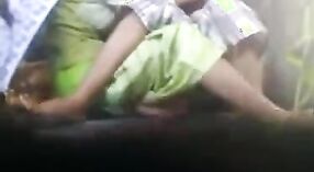 तमिल लड़कियों में आउटडोर सेक्स वीडियो के साथ बर्फ और शतरंज 5 मिन 20 एसईसी
