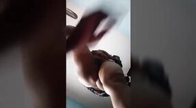 Gian lận Tamil bà nội trợ cheats trên cô ấy chồng với một nóng video 6 tối thiểu 00 sn