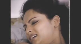 Niebieski Film scena z Tamil Szachy dziewczyną 4 / min 00 sec