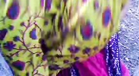 தமிழ் கிராம பெண் பொல்லாச்சி காடுகளில் குறும்பு பெறுகிறார் 0 நிமிடம் 0 நொடி