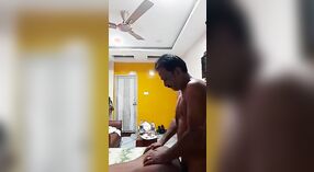 Gadis Dehati kang amba susu njaluk manungsa waé padha pantes ing kamar hardcore hotel 2 min 20 sec