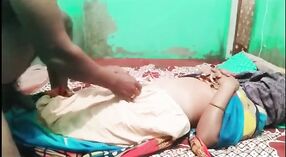 Desi village bhabhi được xuống và dơ bẩn trong hardcore video 0 tối thiểu 0 sn