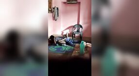 Desi village bhabhi cheats trên cô ấy chồng với một đen người yêu với một lớn đít 2 tối thiểu 00 sn