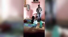 Desi village bhabhi cheats trên cô ấy chồng với một đen người yêu với một lớn đít 3 tối thiểu 00 sn