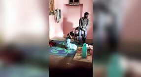 Desi village bhabhi cheats trên cô ấy chồng với một đen người yêu với một lớn đít 3 tối thiểu 10 sn