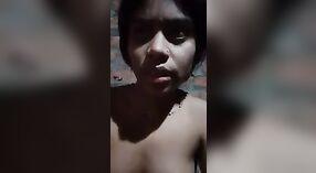 Pertunjukan MMC Telanjang Bhabhi Desa Desi 0 min 50 sec