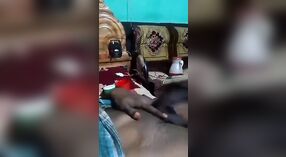 Seks inses Dehati karo bapak mertuwane dadi tabu kanggo warga desa 1 min 00 sec