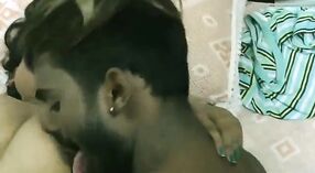 Hardcore Indian bhabhi filmy porno funkcje busty kobieta 5 / min 00 sec