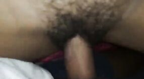 Hairy Indian pussy gets pounded in homemade porn video 8 min 40 sec