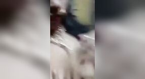 Desi village pita seks sing nampilake bhabhi sing apik banget 1 min 40 sec