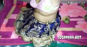 Redneck Bhabhi dengan Dehati menjadi nakal dalam video 1 min 10 sec