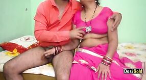 Vidéo porno indienne hardcore mettant en vedette un bhabhi du village excité 2 minute 00 sec