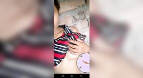 Pranala Video: Dehati Dodo Cilik Desi ing tampilan 2 min 40 sec