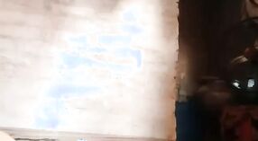 Desi Village Bhabhi ' s naakte MMS Show 0 min 0 sec