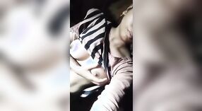 Chica de pueblo peluda se da placer con los dedos 0 mín. 0 sec