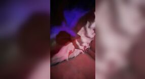 Bangla ragazzi in un caldo e steamy video 3 min 40 sec