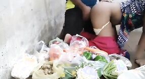 Desi village dziewczyna dostaje paid dla seks przez jej customer 4 / min 30 sec