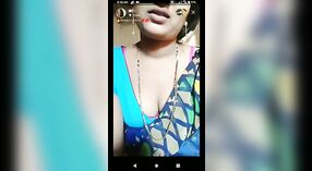 Cámara en vivo cinta de sexo de una hermosa desi village bhabhi 3 mín. 40 sec