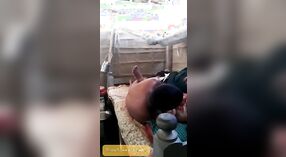 Desi village vợ của tự chế khiêu dâm video 2 tối thiểu 40 sn