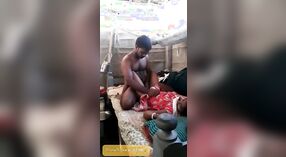 Domowe filmy porno Desi village wife 0 / min 40 sec