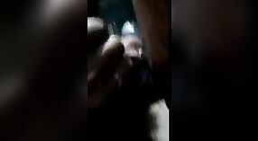 Домашнее порно видео пары Дези обязательно нужно посмотреть 2 минута 20 сек