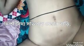 লোমশ গ্রামের ভগ ফাঁস হওয়া এমএমএস ভিডিওতে ধাক্কা খায় 1 মিন 30 সেকেন্ড