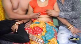 Trío hardcore con un sexy bhabhi de la aldea india y sus sirvientes 0 mín. 0 sec